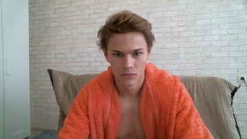 Milkshake_On_Body  25-08-2021 video wild